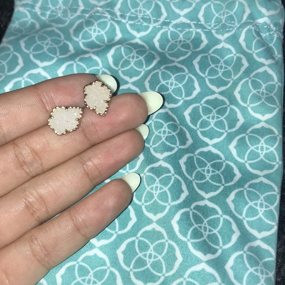 Kendra Scott studs